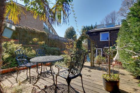 293 Violet Lane, Croydon, CR0 4HN