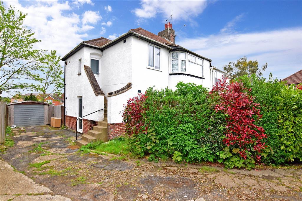 Cedar Road, Strood, Rochester, Kent 4 bed semidetached house for sale
