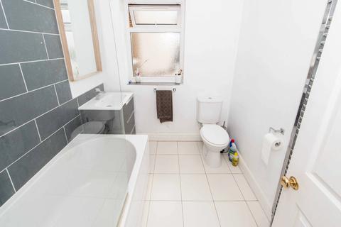 13 Sutton Grove, Sutton, SM1 4LN