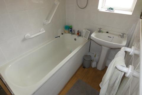 2a Athol Road, Manchester, M16 8QN