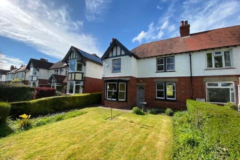 39 Belle Vue Road, Ashbourne, DE6 1AT