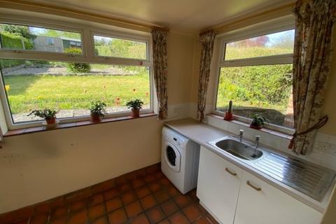 39 Belle Vue Road, Ashbourne, DE6 1AT