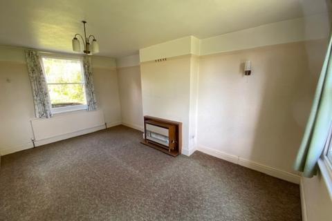 39 Belle Vue Road, Ashbourne, DE6 1AT