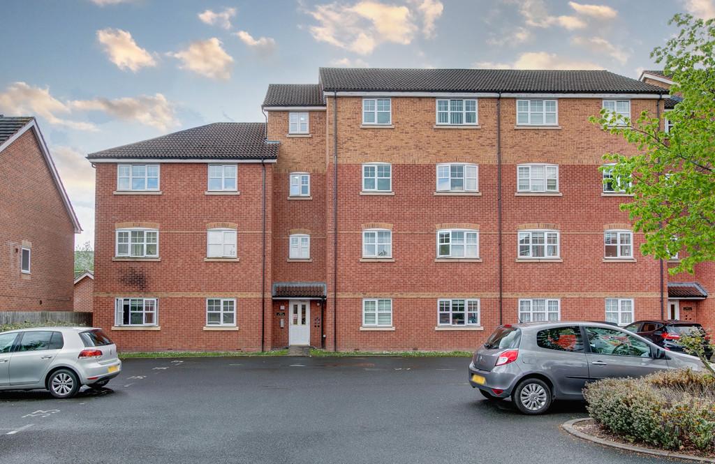 Garden Court, Design Close, Breme Park, Bromsgrove, B60 3GS 2 bed