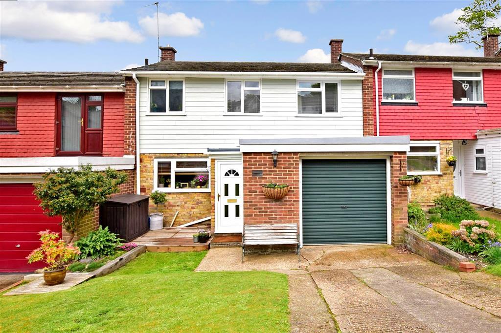 Sherwood Avenue, Walderslade, Chatham, Kent 3 bed terraced house £350,000