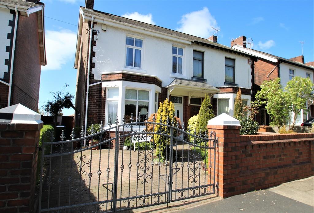 Park Avenue, BarrowinFurness 3 bed semidetached house £285,000