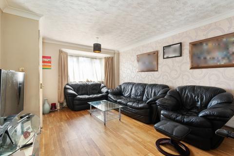 112 Elmcroft Avenue, London, E11 2DB
