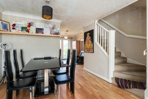 112 Elmcroft Avenue, London, E11 2DB
