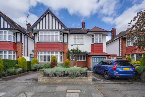 19 Audley Road, London, W5 3ES