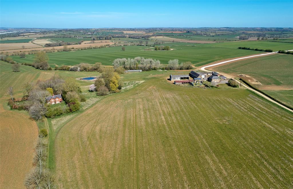 Kings Sutton, Banbury, Oxfordshire, OX17 2 bed detached house £4,700,000
