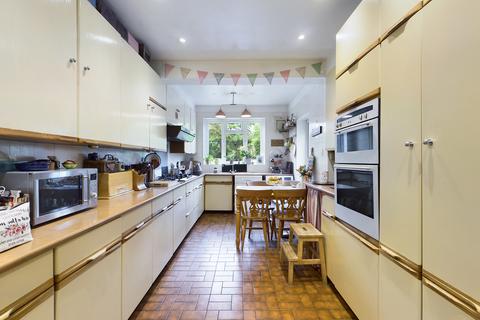 10 Deane Croft Road, Pinner, HA5 1SR