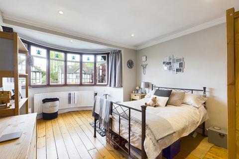 10 Deane Croft Road, Pinner, HA5 1SR