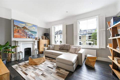 4 bedroom end of terrace house to rent, Bennerley Road, London, SW11