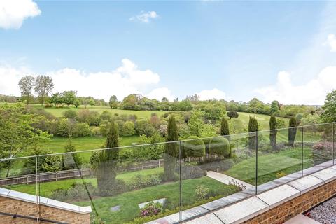 1 Connaught Square, Winchester, SO22 5QQ