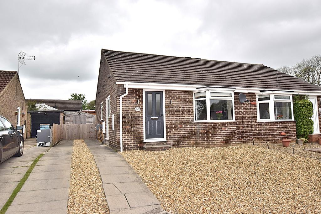 Brompton Park, Brompton On Swale 2 bed semidetached bungalow £154,950