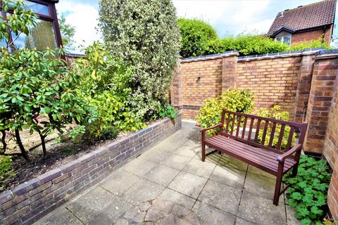 5 Highclere Way, Chandler's Ford, Eastleigh, SO53 3PQ