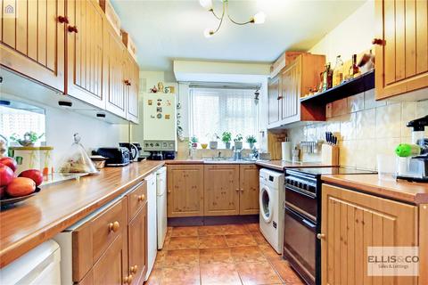16 Swan Road, Southall, UB1 3JT