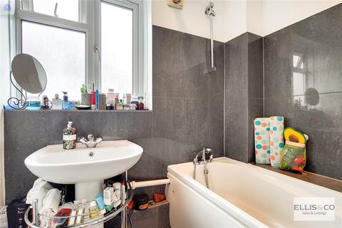 16 Swan Road, Southall, UB1 3JT