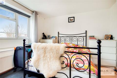 16 Swan Road, Southall, UB1 3JT