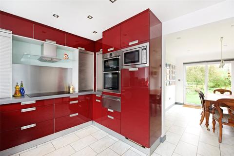 Oakfields, 40 Farthingstone Road, Litchborough, Towcester, NN12 8JE