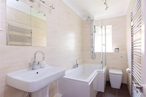 Oakfields, 40 Farthingstone Road, Litchborough, Towcester, NN12 8JE
