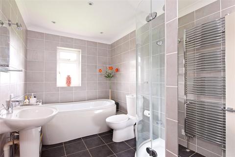 Oakfields, 40 Farthingstone Road, Litchborough, Towcester, NN12 8JE