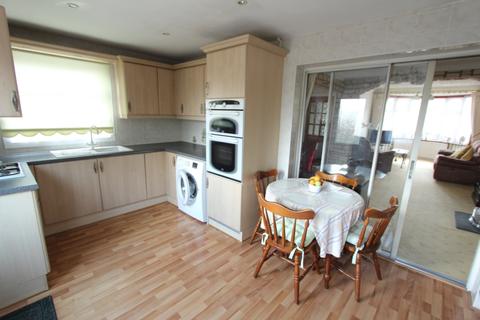 21 Lowlands Road, Aveley, South Ockendon, RM15 4ED