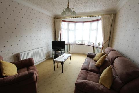 21 Lowlands Road, Aveley, South Ockendon, RM15 4ED