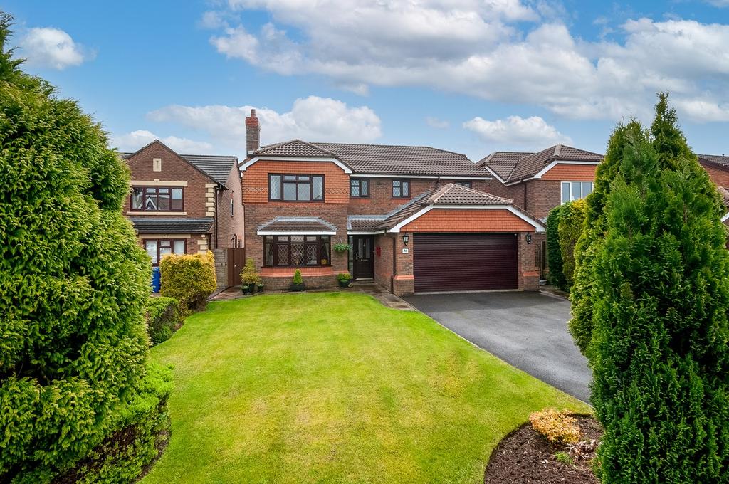Doeford Close, Culcheth, Warrington, WA3 5 bed detached house £590,000