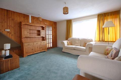 1 Greenacres, Dudley, DY3 3PX