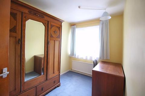 1 Greenacres, Dudley, DY3 3PX
