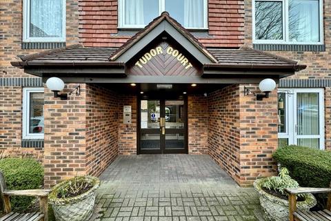 2 bedroom retirement property for sale, Tudor Court, Midland Drive, Sutton Coldfield, B72 1TU