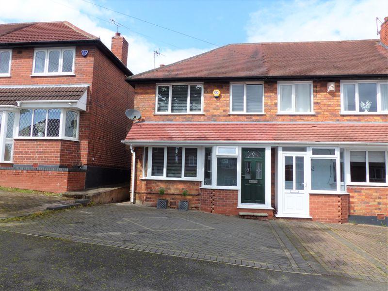 Sterndale Road, Great Barr, Birmingham. B42 2BA 3 bed terraced house