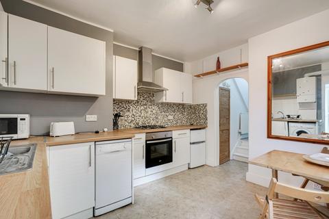10 Popes Lane, London, W5 4NA