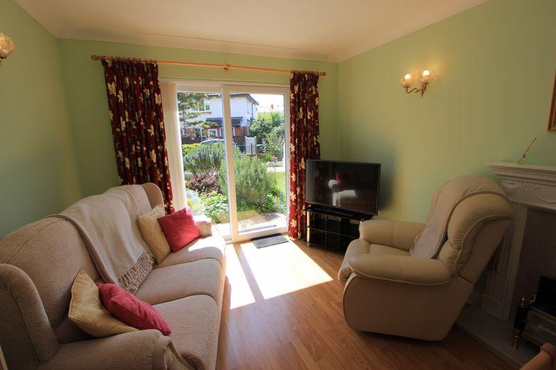 Penrhyn Avenue, Rhos on Sea 2 bed retirement property £139,950