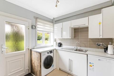 135 Robroyston Road, Glasgow, G33 1JL