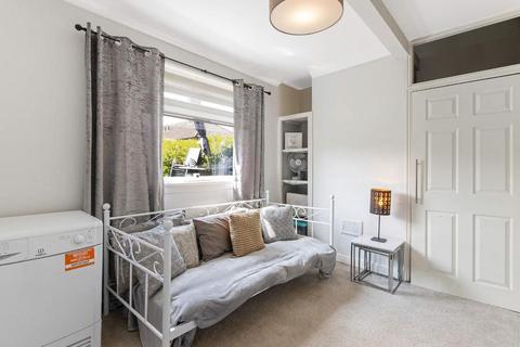 135 Robroyston Road, Glasgow, G33 1JL