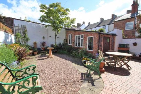 2 Mostyn Square, Parkgate, Neston, CH64 6SL