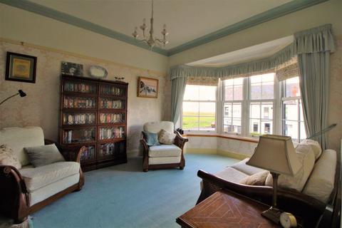 2 Mostyn Square, Parkgate, Neston, CH64 6SL