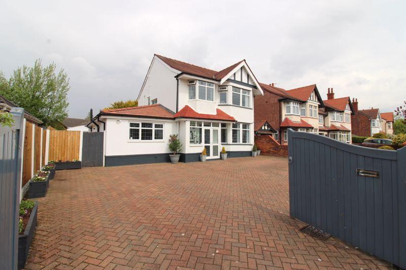 Henley Drive, Southport 3 bed detached house £475,000