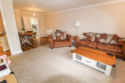 16 Lindley Road, Godstone, RH9 8HJ