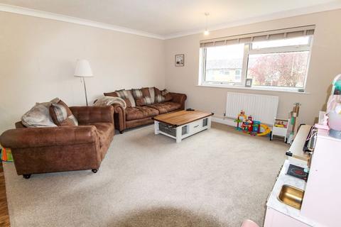 16 Lindley Road, Godstone, RH9 8HJ
