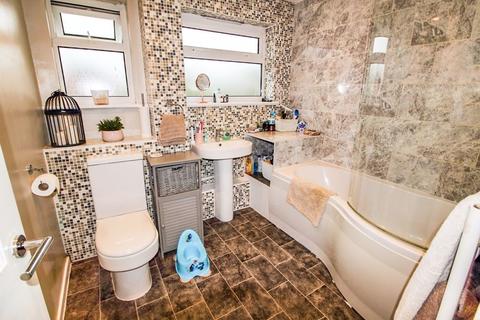 16 Lindley Road, Godstone, RH9 8HJ