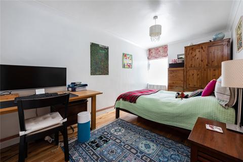 15 Handa Walk, London, N1 2RF