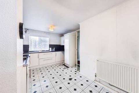 11 Larkspur Close, South Ockendon, RM15 6JQ
