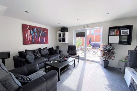18 Cave Crescent, Coalville, LE67 4AT