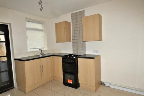 2 bedroom semi-detached house to rent - Kidsgrove Bank, Kidsgrove, Stoke-on-Trent, ST7 4HB
