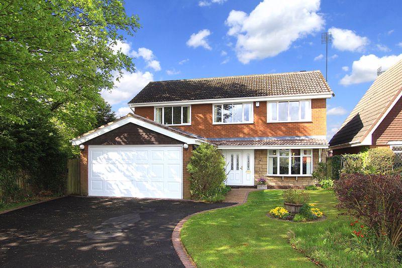 WOMBOURNE, Millfields Way 4 bed detached house £435,000
