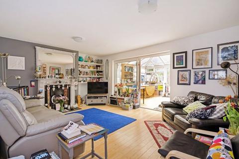 19 Bourne Close, Oxford, OX2 8NH