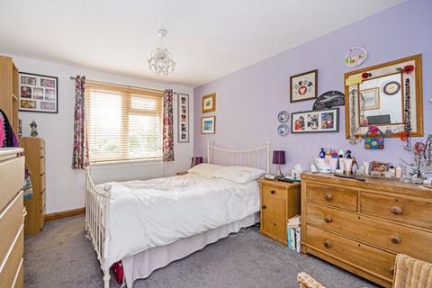 19 Bourne Close, Oxford, OX2 8NH